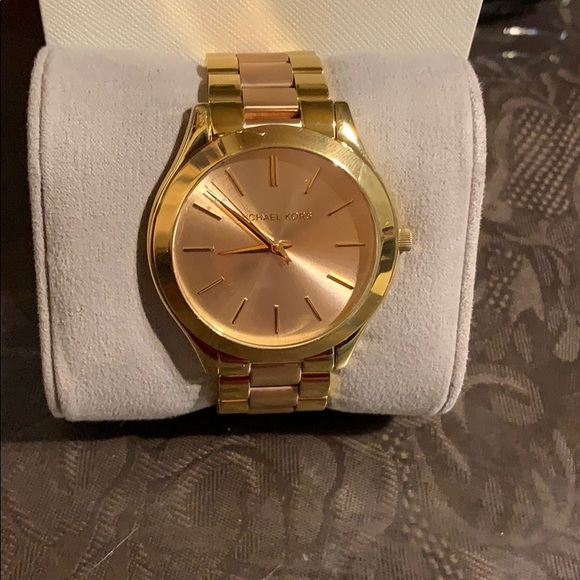 Michael Kors Watch - Picture 1 of 3